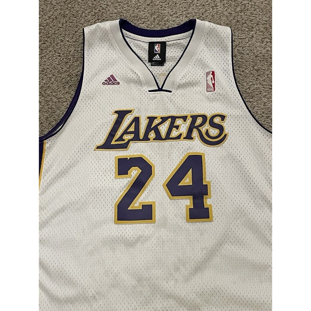 Authentic Adidas Kobe Bryant  #24 Lakers  Swingman Jersey Sz L +2  STAINS - Picture 4 of 6